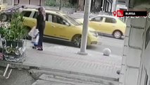 Bursa’da bir motosikletli otobüsünün altına girmekten son anda kurtuldu