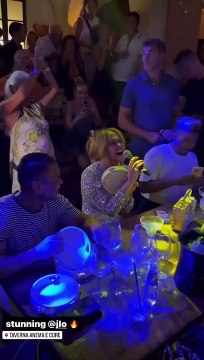 Jennifer Lopez in Italia, canta all'Anema e core