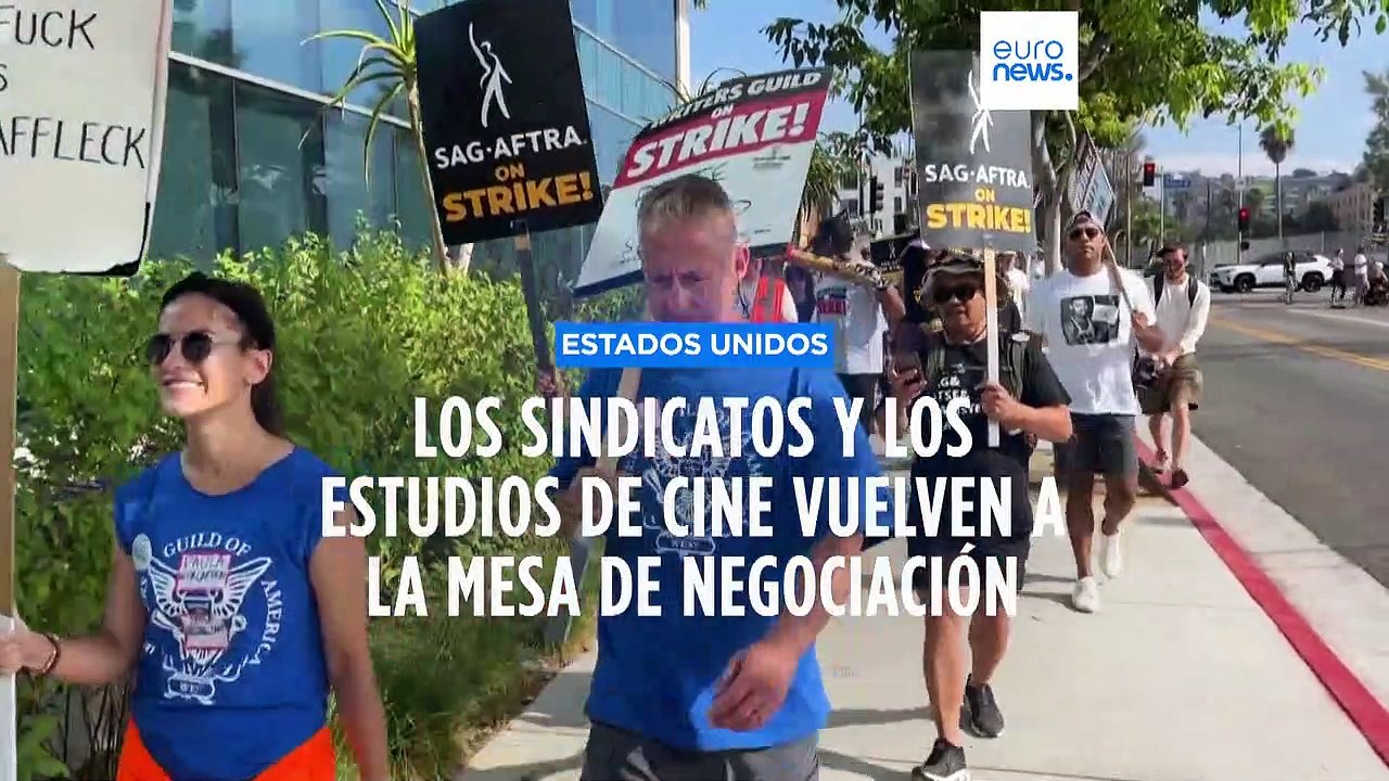 Los estudios de Hollywood y los sindicatos de guionistas y actores vuelven a la mesa de negociación