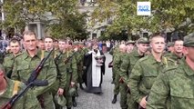 Mosca, pressione sui preti dissidenti: sospesi i religiosi che non pregano per la ''vittoria
