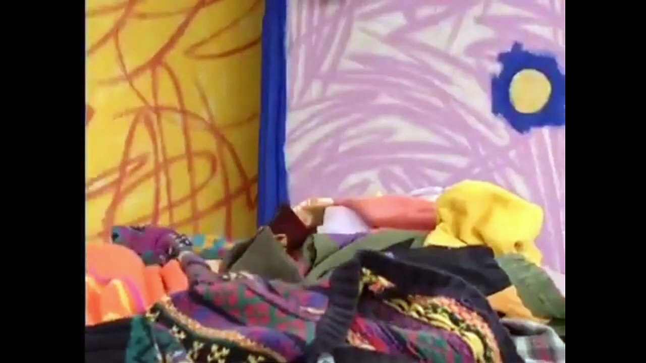 Elmo's World Getting Dressed (Original) (Fixed) video Dailymotion