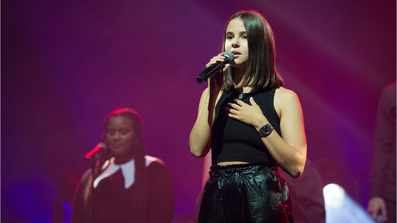 Voici - Marina Kaye mariée : la chanteuse dévoi...