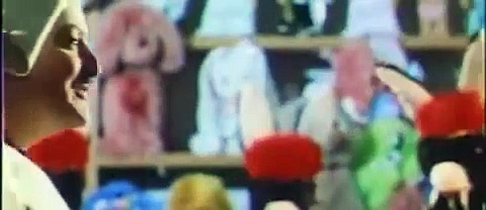 Kiss Kiss... Bang Bang Bande-annonce (EN)