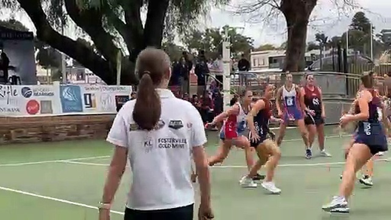 BFNL A-grade netball (round 16): Sandhurst v Gisborne - first quarter