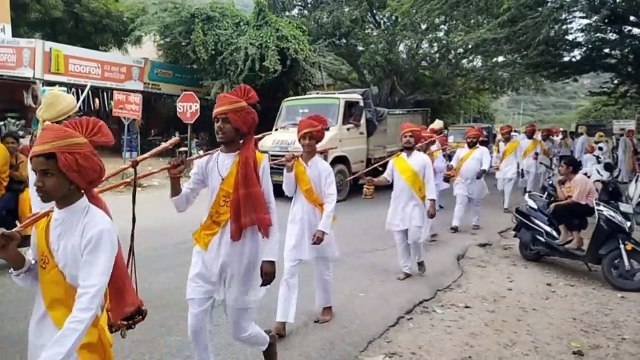 Kanwar Yatra: अजमेर में नाचते-गाते निकले कांवडि़ए, गूंज रहे जयकारे...
