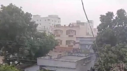 పల్నాడు: జిల్లాలో ఉరుములు మెరుపులతో భారీ వర్షం