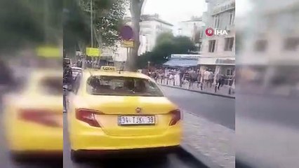 Müşteri seçen taksici kamerada: 'Kimi alıp almayacağım sizi ilgilendirmez'