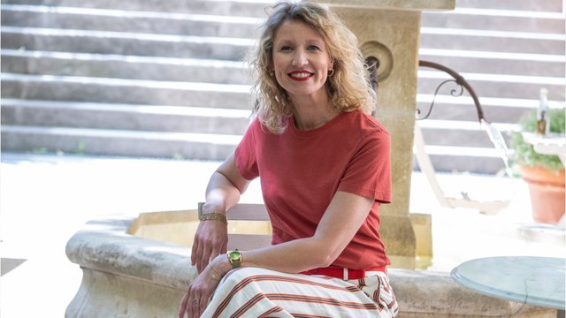 GALA VIDEO - VIDEO – Alexandra Lamy en vacances à Madagascar : elle partage ses drôles de rencontres (1)