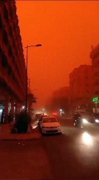 Tempête de poussière incroyable au Maroc