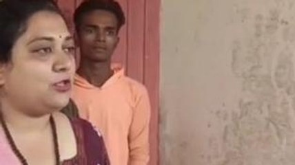 सोनकच्छ: महाविद्यालय में समय पर नहीं पहुंचते प्रोफेसर और प्राचार्य, गेट पर ताला लगाया