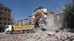 Malatya'da Depremler Sonrası Ağır Hasarlı Binaların Yıkımına Hız Verildi
