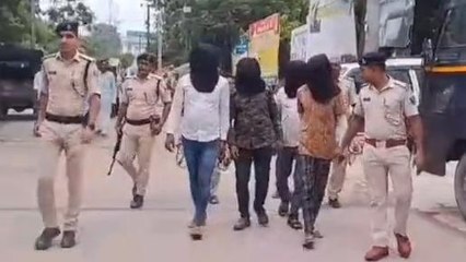 बिहार में चोरी नेपाल में लग्जरी गाड़ियों का करता था व्यापार, हथियार के साथ चार गिरफ्तार