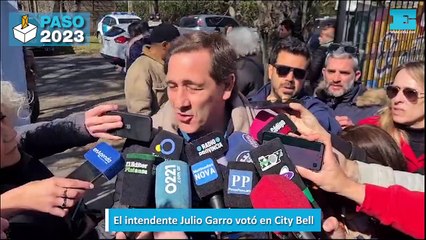 El intendente Julio Garro votó en City Bell