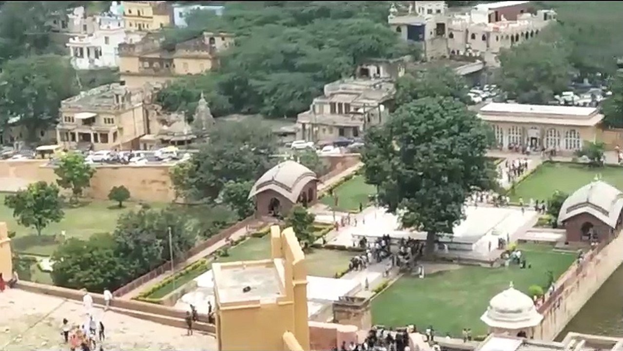 स्मारकों पर आजादी का अमृत महोत्सव-आमेर, हवामहल ,अल्बर्ट हॉल देखने पहुंचे रेकार्ड 36 हजार से ज्यादा सैलानी,देखें विडियो