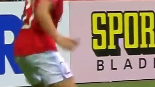 ---- The Craziest Moments in Women_s Football _shorts(720P_HD)