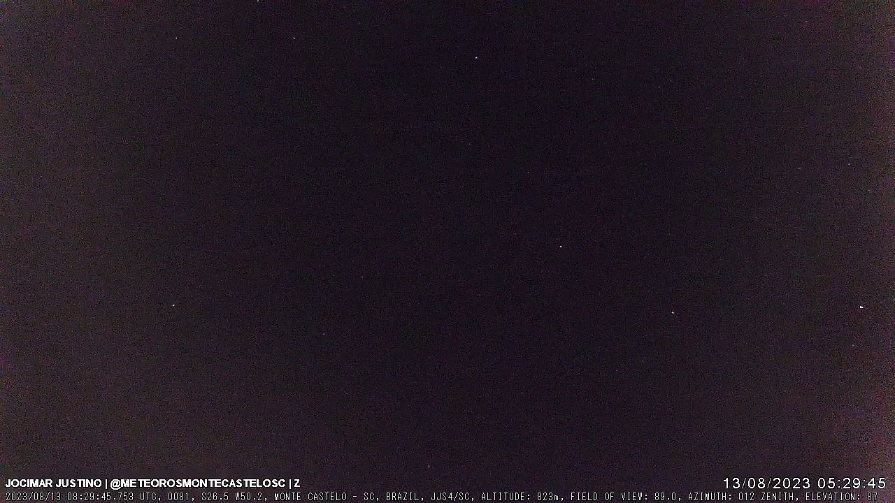 Câmara flagra meteoros de cometa Swift-Tuttle em SC