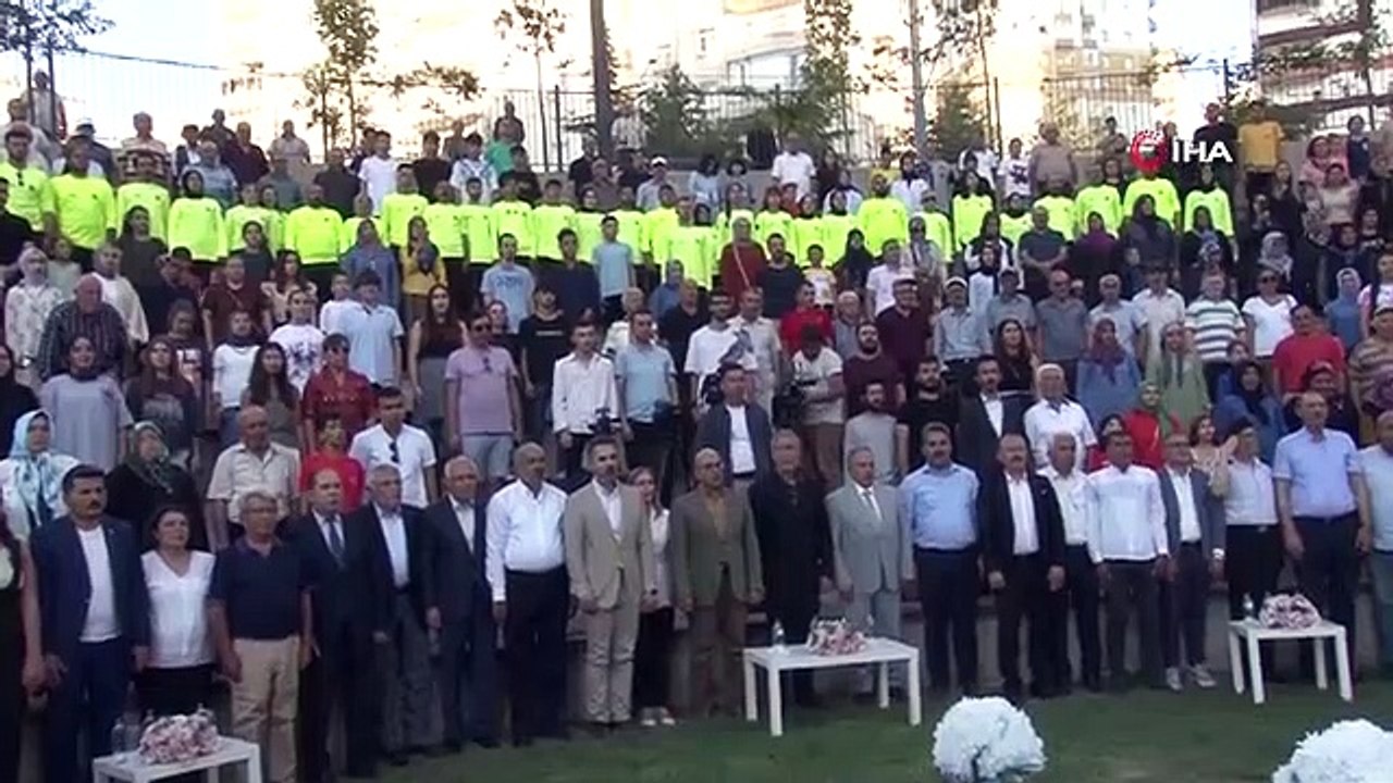 Hulusi Akar： ＂Les terroristes n'ont aucune chance de survie. Ils se rendront à la justice ou périront.