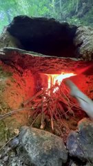 Taş Fırında Lahmacun Pişirme  - Cooking lahmacun in a Stone oven