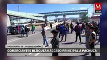 Comerciantes del tianguis bloquean acceso principal a Pachuca