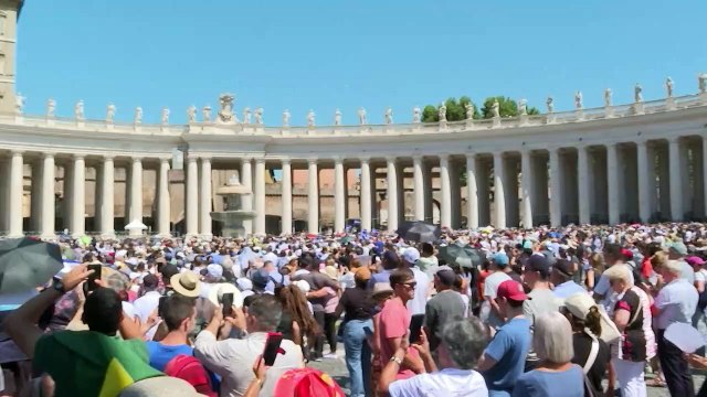 El papa denuncia naufragios de migrantes, una herida abierta en nuestra humanidad