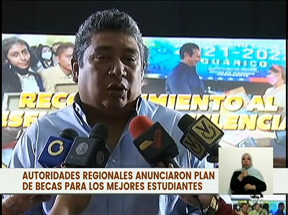 Más de 200 bachilleres con alto promedio recibieron sus tablet Canaima en el estado Guárico