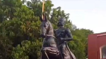 स्वतंत्रता दिवस: 80 की उम्र में वीर कुंवर सिंह ने अंग्रेजी हुकूमत के छुड़ा दिए थे छक्के, देखें ये खास रिपोर्ट