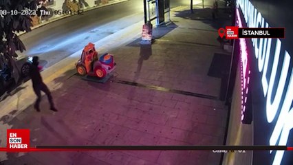 Başakşehir’de oynayarak geldikleri kuyumcuya sürünerek girdiler