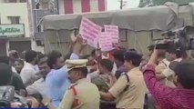 వరంగల్: జీడబ్ల్యూఎంసీ కార్యాలయం వద్ద ఉద్రిక్తత