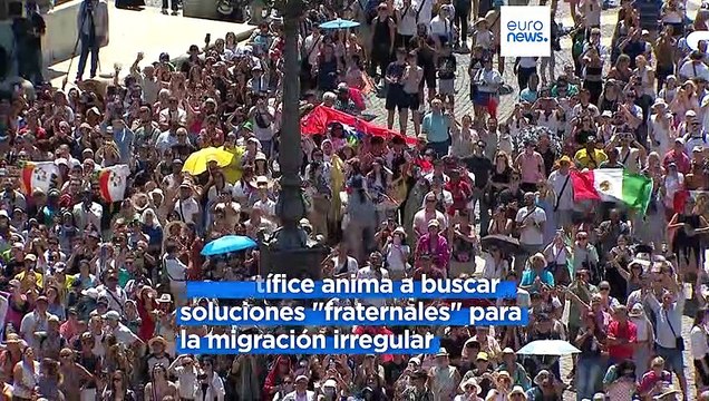 El papa Francisco pide a los políticos solidaridad para afrontar la crisis migratoria