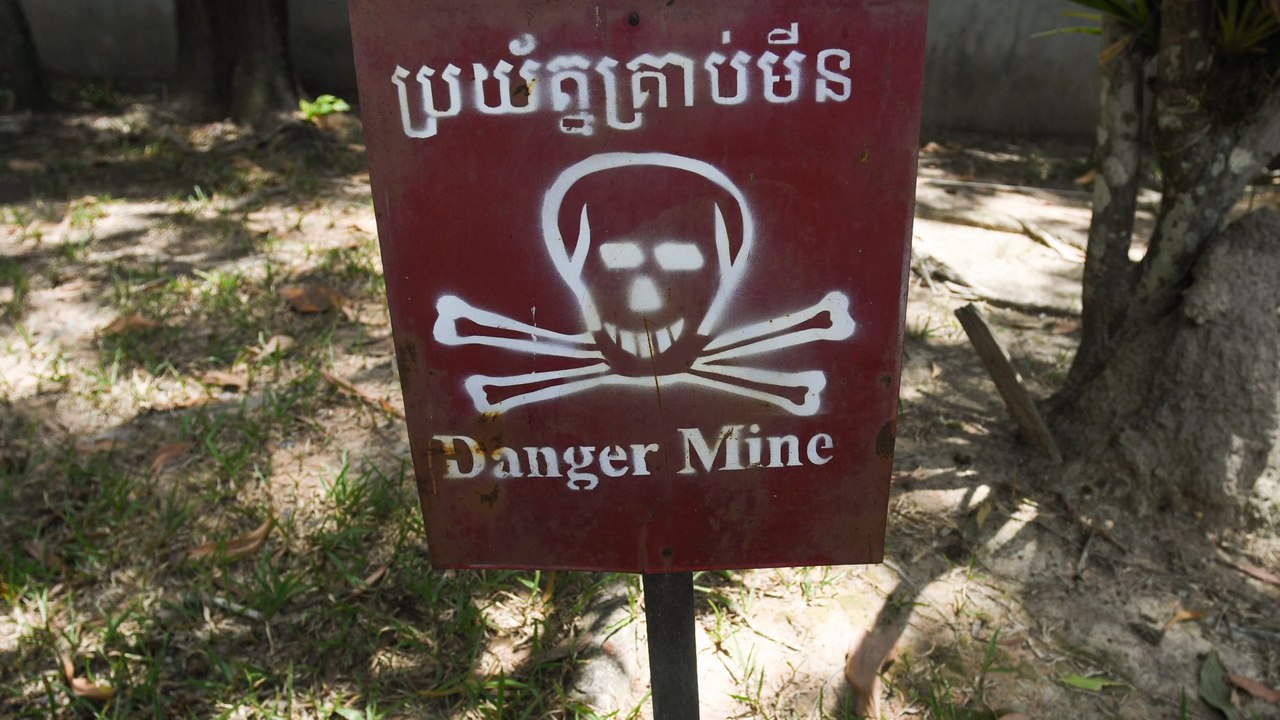 Über 2.000 sprengkörper auf schulgelände entdeckt