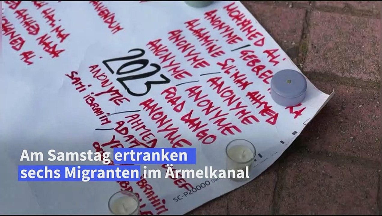 Mahnwache für ertrunkene Migranten in Calais