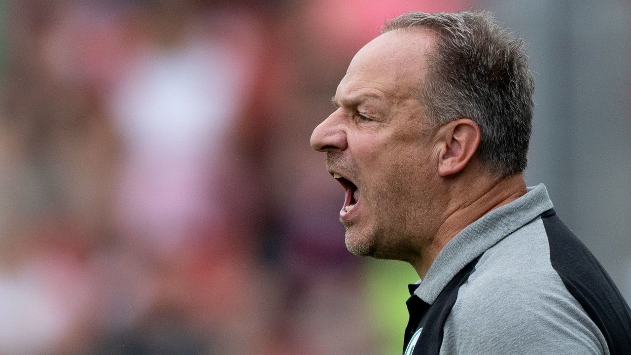 Zornigers emotionales Statement: 'Wenn der ein oder andere Vollpfosten meint ...'