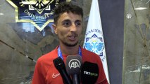 ANTALYA - Dünya Üniversiteler Yaz Oyunları'nın şampiyonu Salih'in hedefi olimpiyatlarda madalya kazanmak