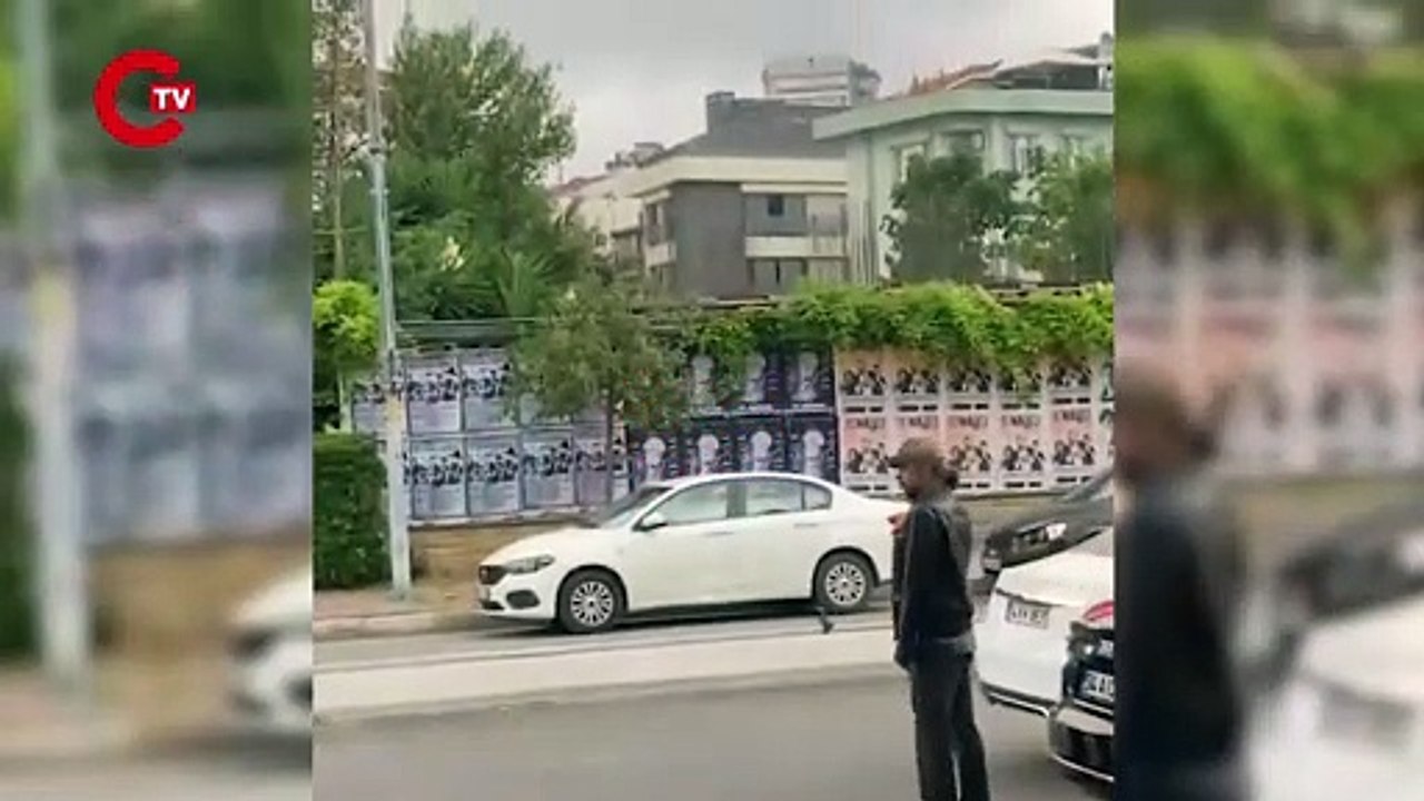 Ünlü oyuncu Nejat İşler Fenerbahçe maçına gitmek için otostop çekti