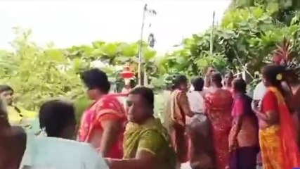 ఖమ్మం: దారుణం..కుటుంబంపై ముకుమ్మడిగా దాడి