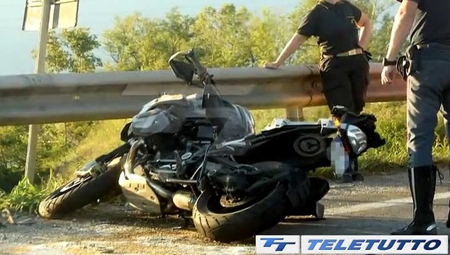 Video News - SCHIANTO SULLA SP45, MUORE CENTAURO