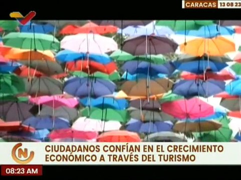 Habitantes de Caracas comparten con turistas nacionales e internacionales en el Casco Histórico