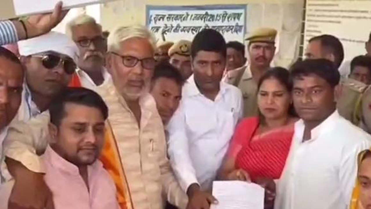 भरतपुर: पीडब्ल्यूडी मंत्री भजनलाल जाटव पर शहीदों के अपमान का आरोप!, बीजेपी ने बनाया मुद्दा