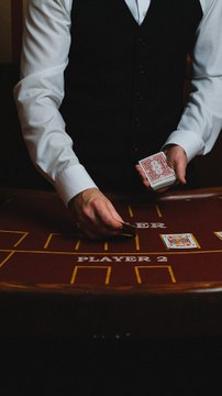 Des hackers ont triché au poker en piratant des machines à mélanger les cartes