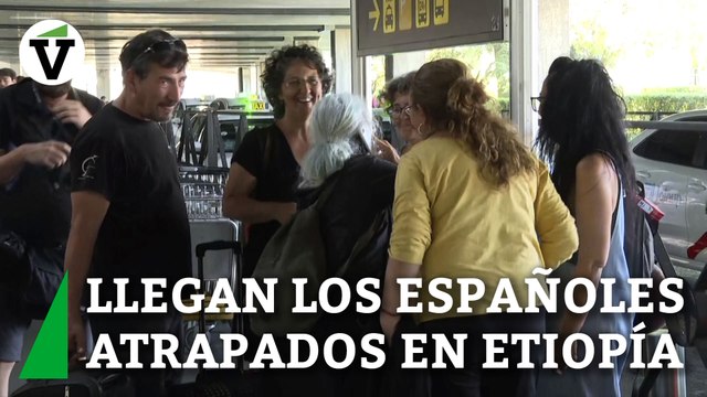 Aterrizan en Barajas seis de los 18 turistas españoles atrapados en Etiopía