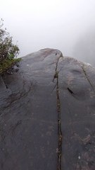 Vue imprenable sur la cascade Cachoeira da Fumaça