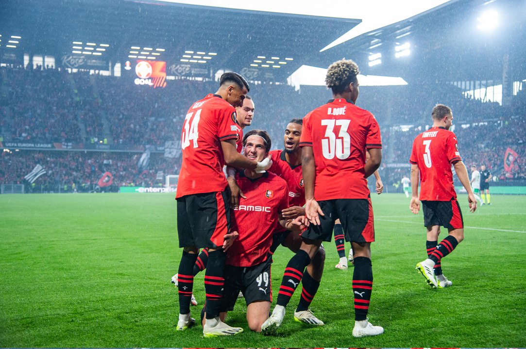 Rennes coach addresses Doku future amid Manchester City interest