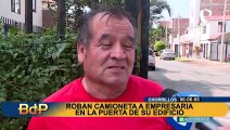 Roban a empresaria en Chorrillos: vecino graba con celular momento exacto del asalto