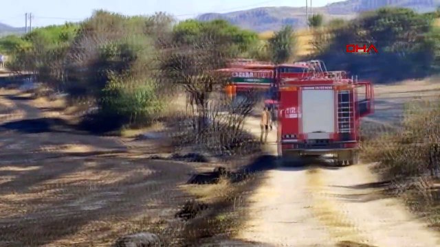 Incendie dans la plaine de Burdur Bayındır： 600 balles de paille et 500 décares de terrain endommagés
