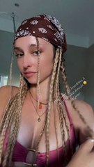 Elle avait choisi de tout tresser sous son bandana !