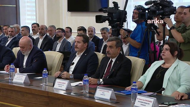 Le gouvernement a annoncé sa proposition dans le cadre des négociations des conventions collectives publiques.