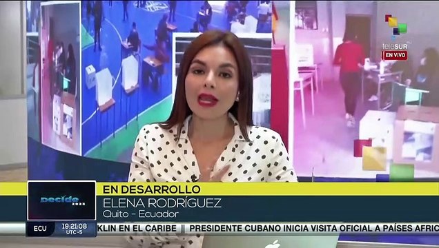 En Ecuador alrededor de 30 mil militares ingresaron a los recintos electorales