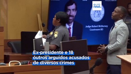 Trump e 18 aliados acusados de tentarem falsear resultados eleitorais na Geórgia