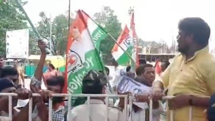 अनूपपुर: NSUI ने PWD कार्यालय का किया घेराव, सरकार के खिलाफ की नारेबाजी