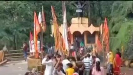 नर्मदापुरम: देश का एक ऐसा मंदिर जहां भोलेनाथ का होता तिलक सिंदूर का लेप